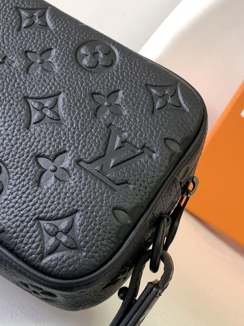 Louis Vuitton Clutch Bags Reliable 42909