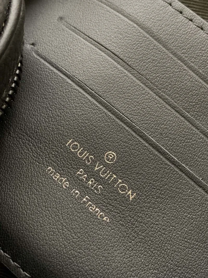 Louis Vuitton Clutch Bags Reliable 42909