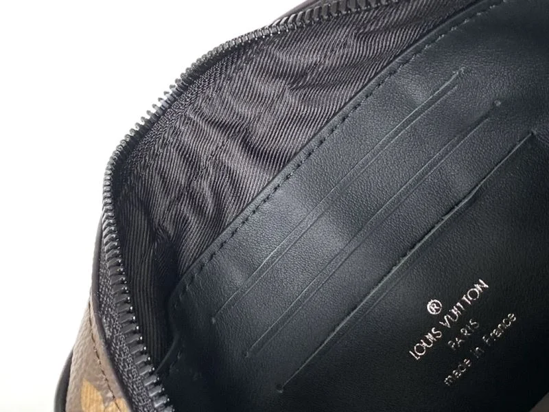 Original Louis Vuitton Clutch Bags 42907