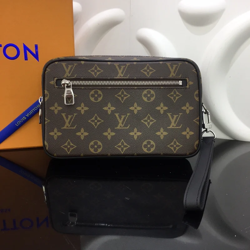 QuickDry Louis Vuitton Clutch Bags 41671