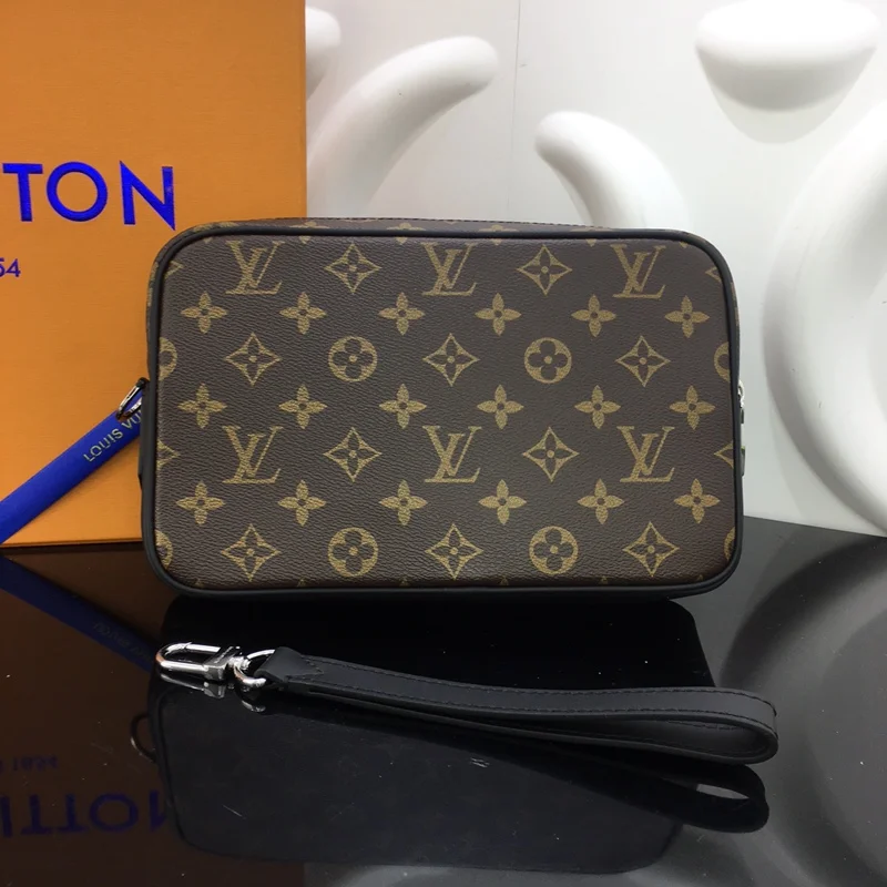 QuickDry Louis Vuitton Clutch Bags 41671