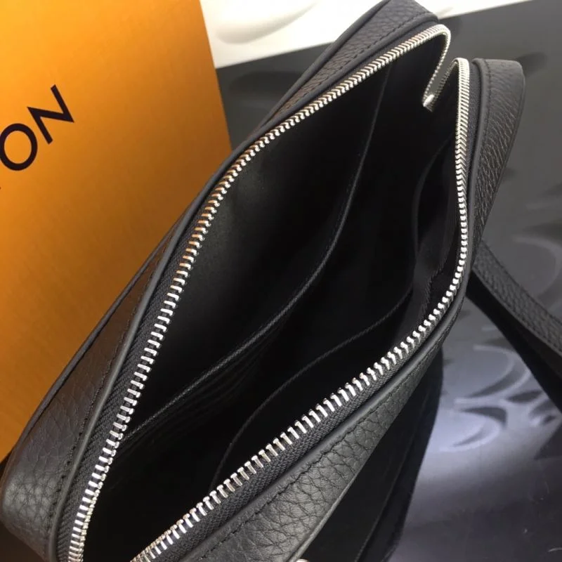 ZipUp Louis Vuitton Clutch Bags 41623