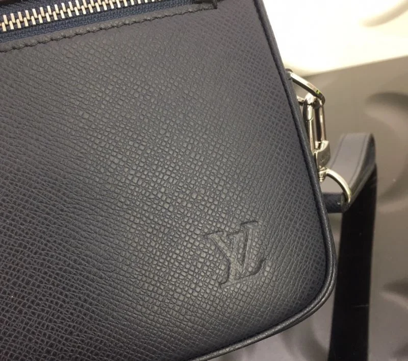 Louis Vuitton Clutch Bags ModernLook 41667