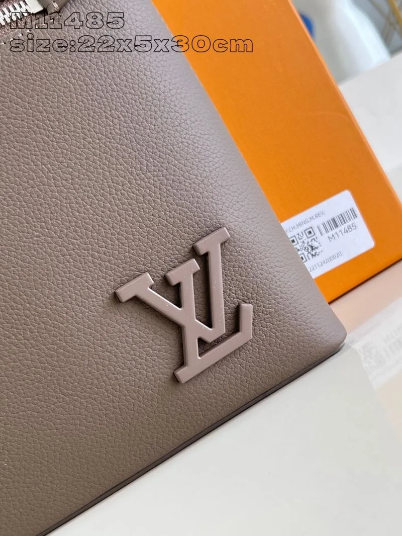 Functional Louis Vuitton Clutch Bags 41243