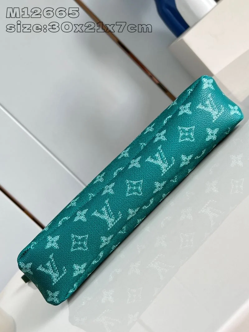 Louis Vuitton Clutch Bags Versatile 41245