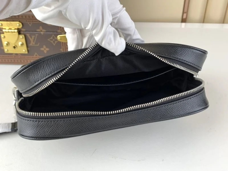 Louis Vuitton Clutch Bags Vibrant 40580