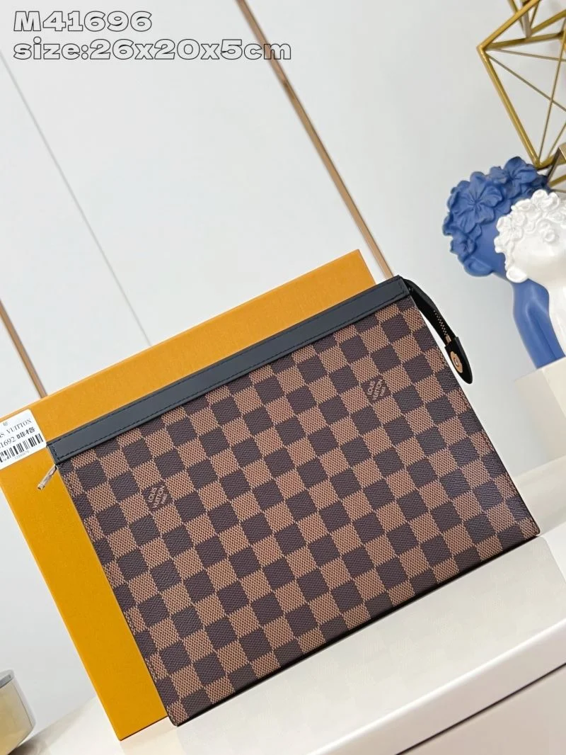 RelaxedFit Louis Vuitton Clutch Bags 40591