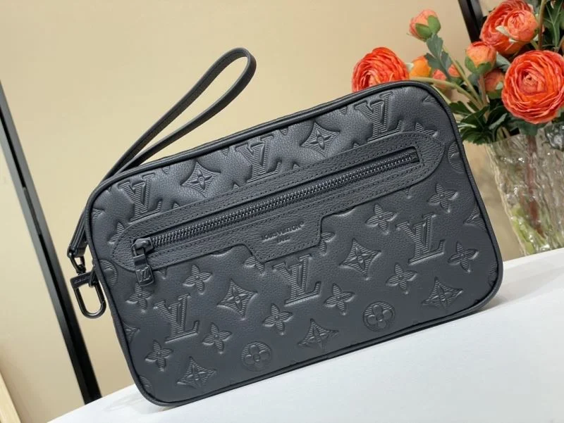 Louis Vuitton Clutch Bags TravelReady 40658