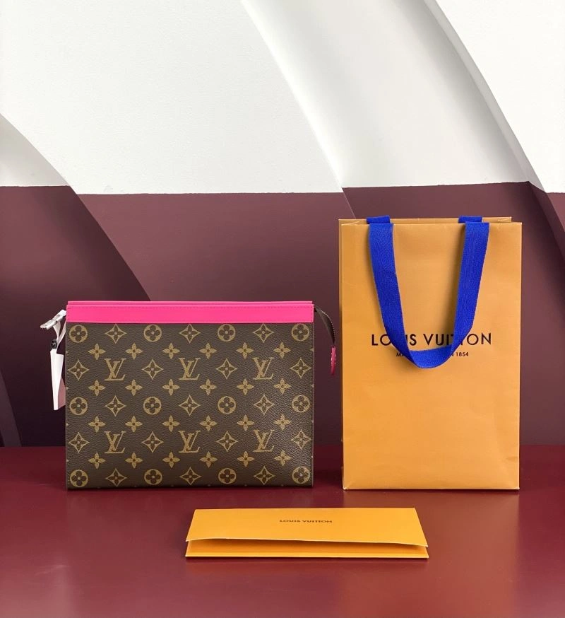 Seasonal Louis Vuitton Clutch Bags 57374