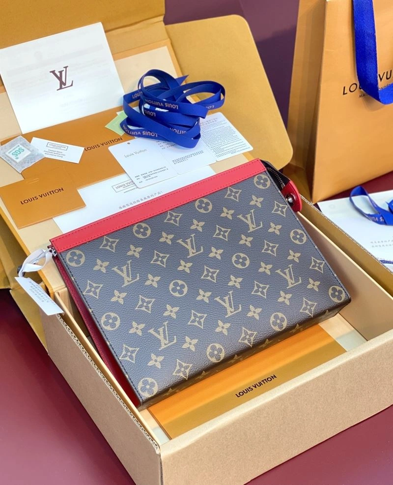 UrbanChic Louis Vuitton Clutch Bags 57383