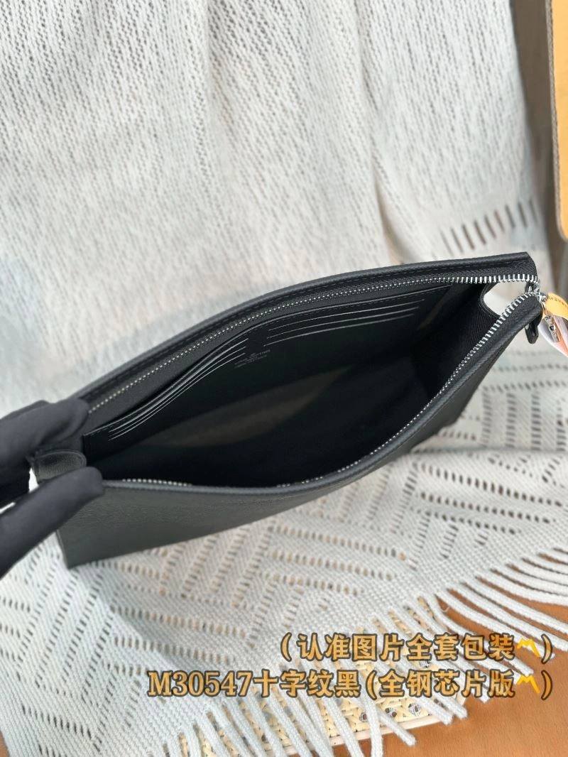 Louis Vuitton Clutch Bags Practical 57315