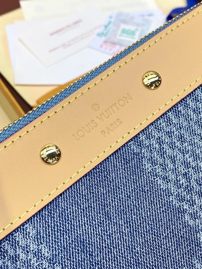 Louis Vuitton Clutch Bags StreetReady 65740