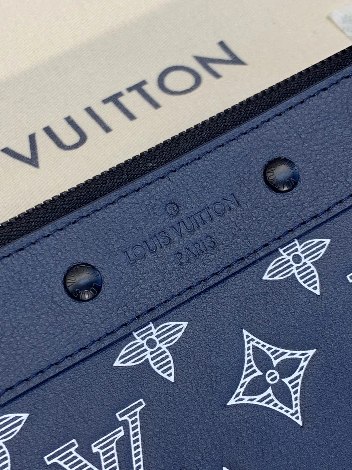 Elegant Louis Vuitton Clutch Bags 56338