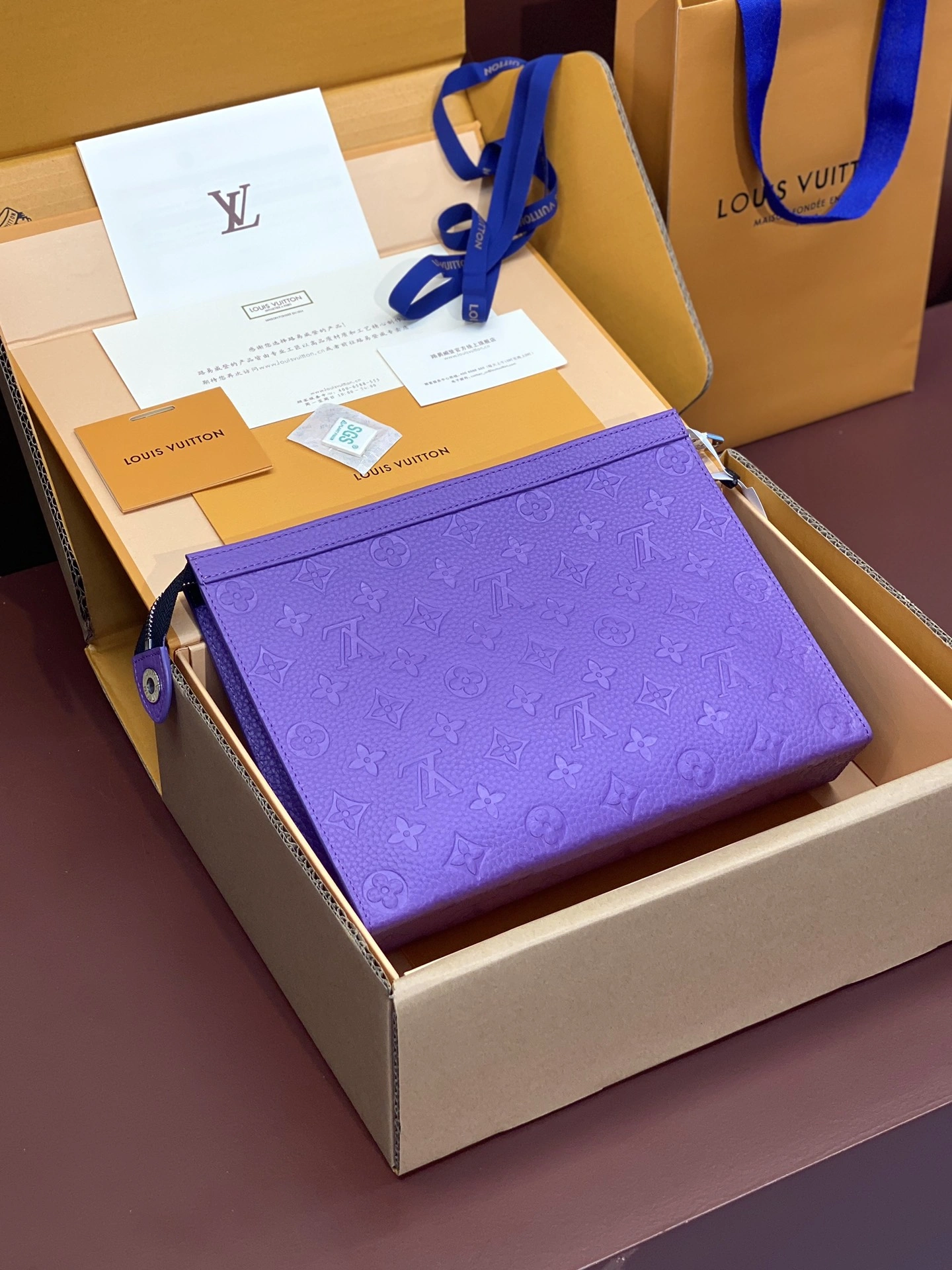 Louis Vuitton Clutch Bags Fashionable 56342