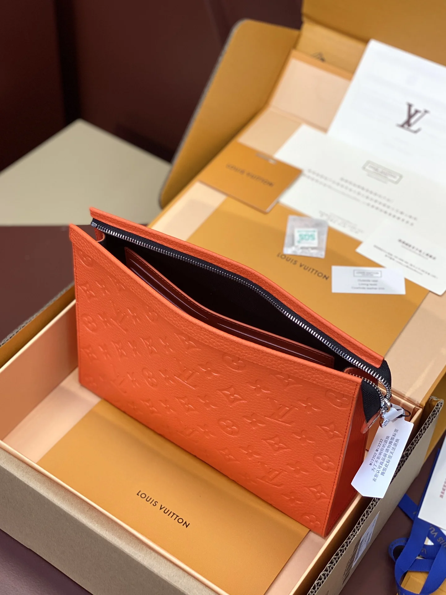 Louis Vuitton Clutch Bags Contemporary 56331