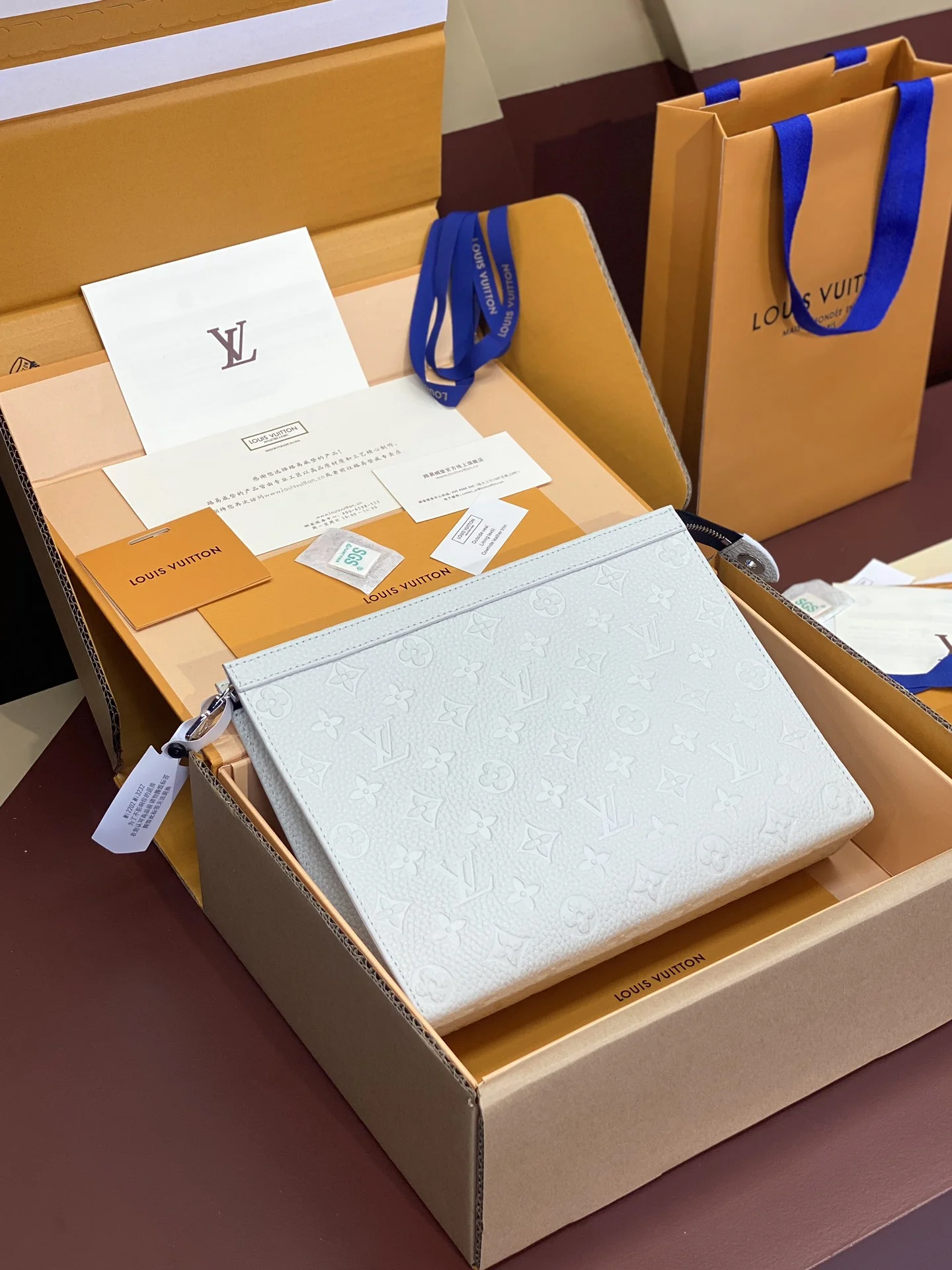 Louis Vuitton Clutch Bags Contemporary 56327