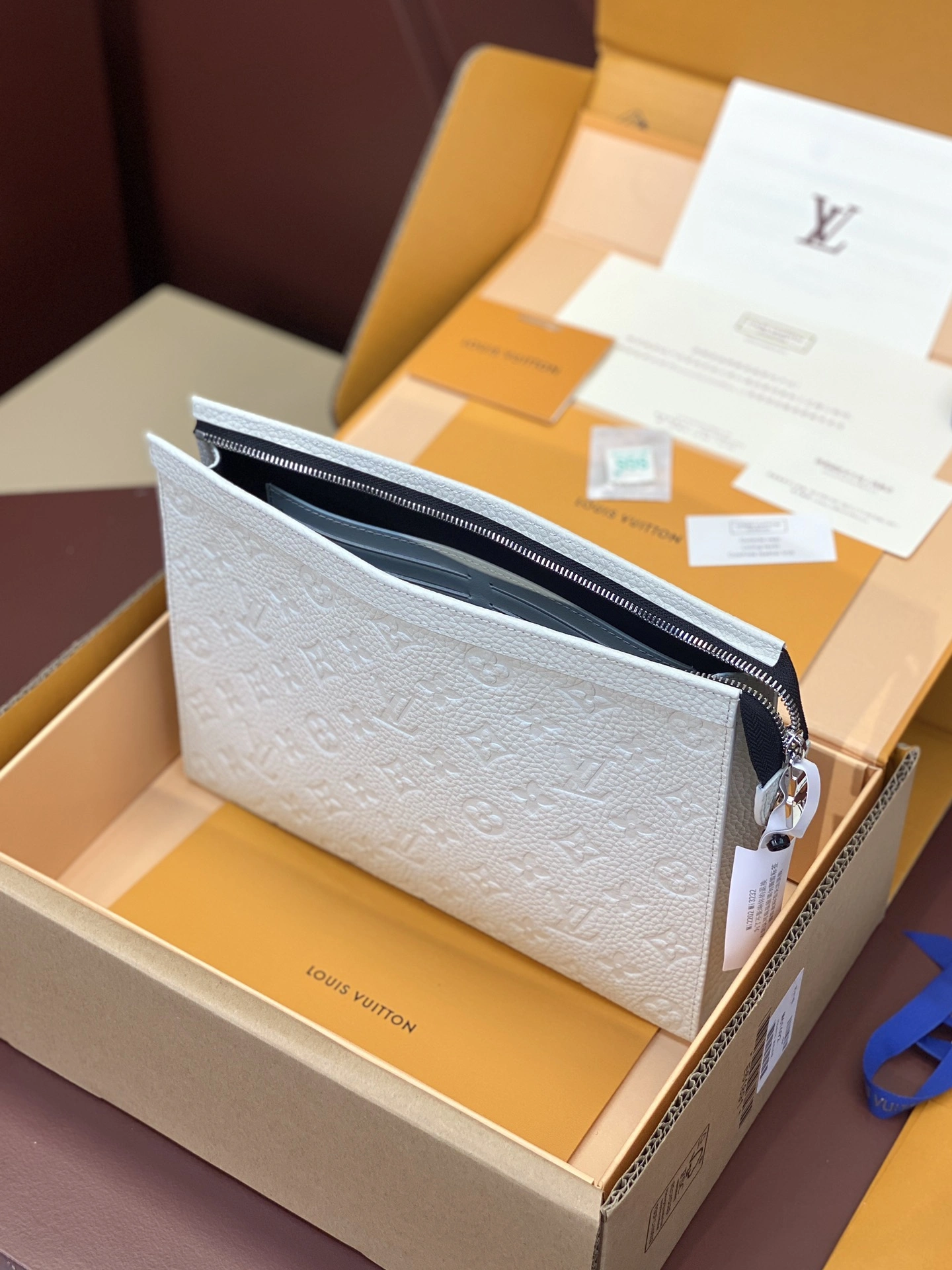 Louis Vuitton Clutch Bags Contemporary 56327