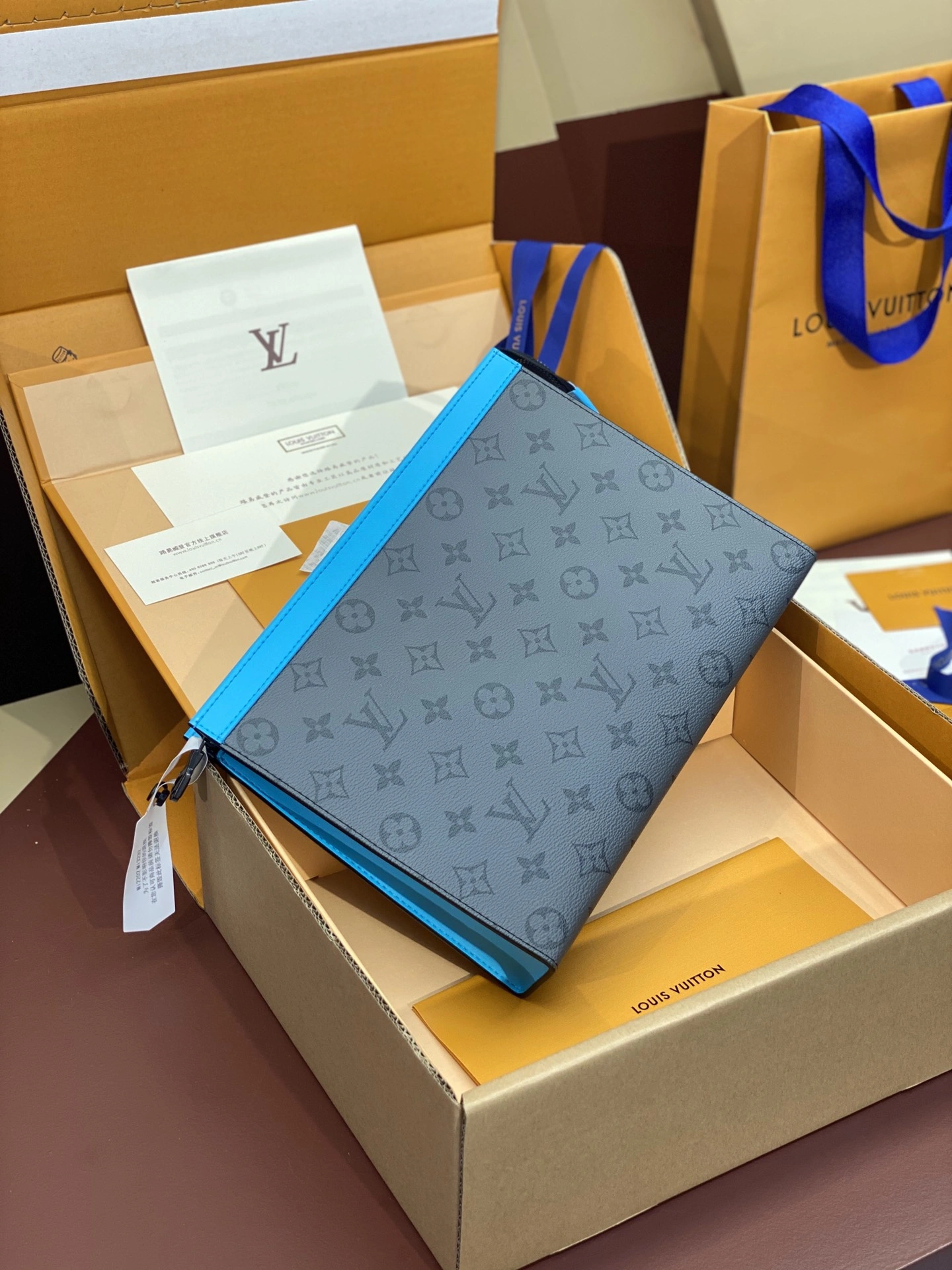 HighQuality Louis Vuitton Clutch Bags 56334