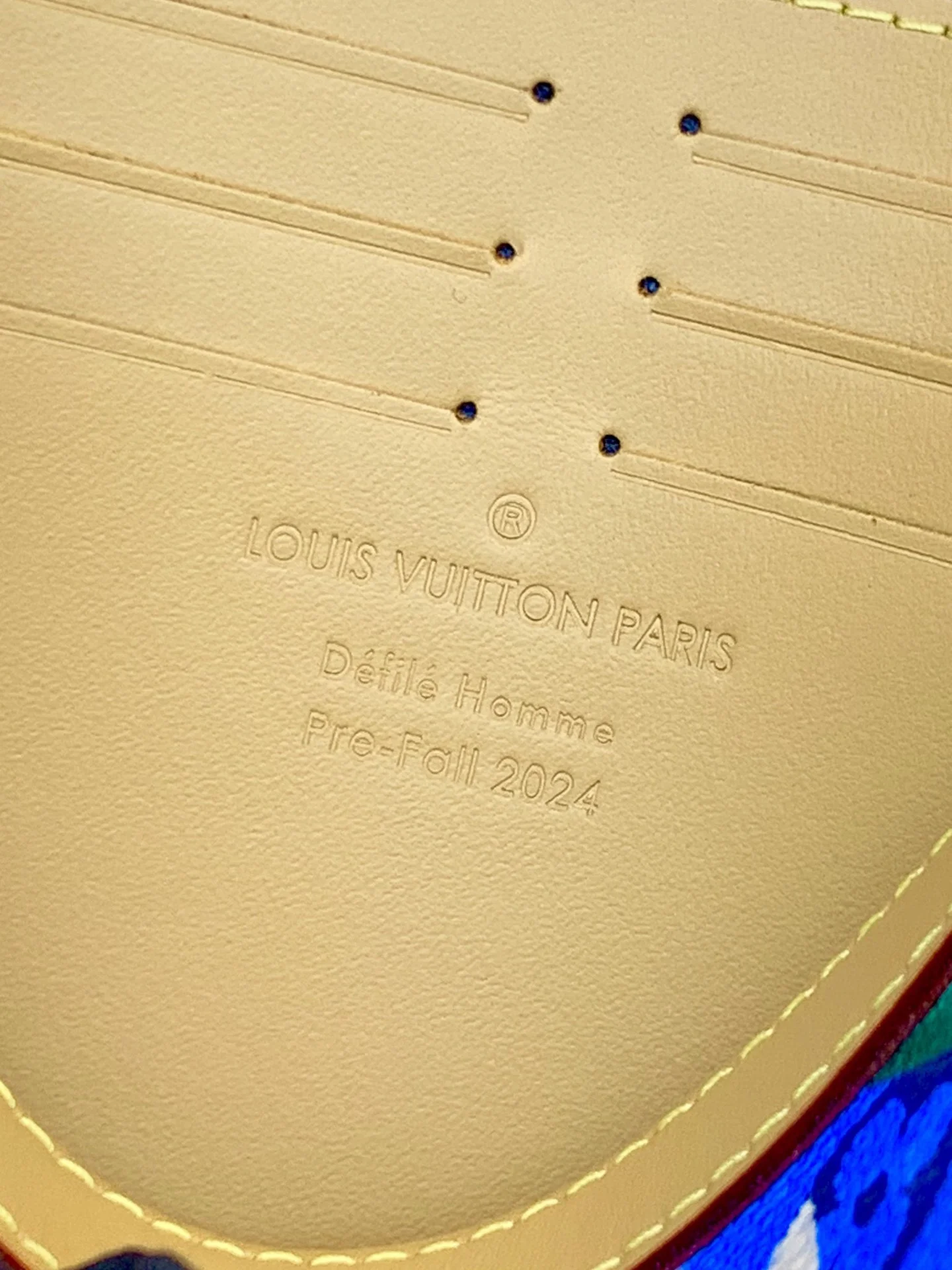 WeatherProof Louis Vuitton Clutch Bags 56326