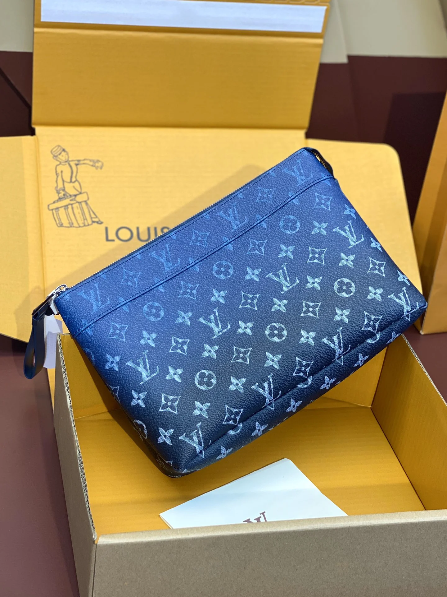 Louis Vuitton Clutch Bags RelaxedFit 56316