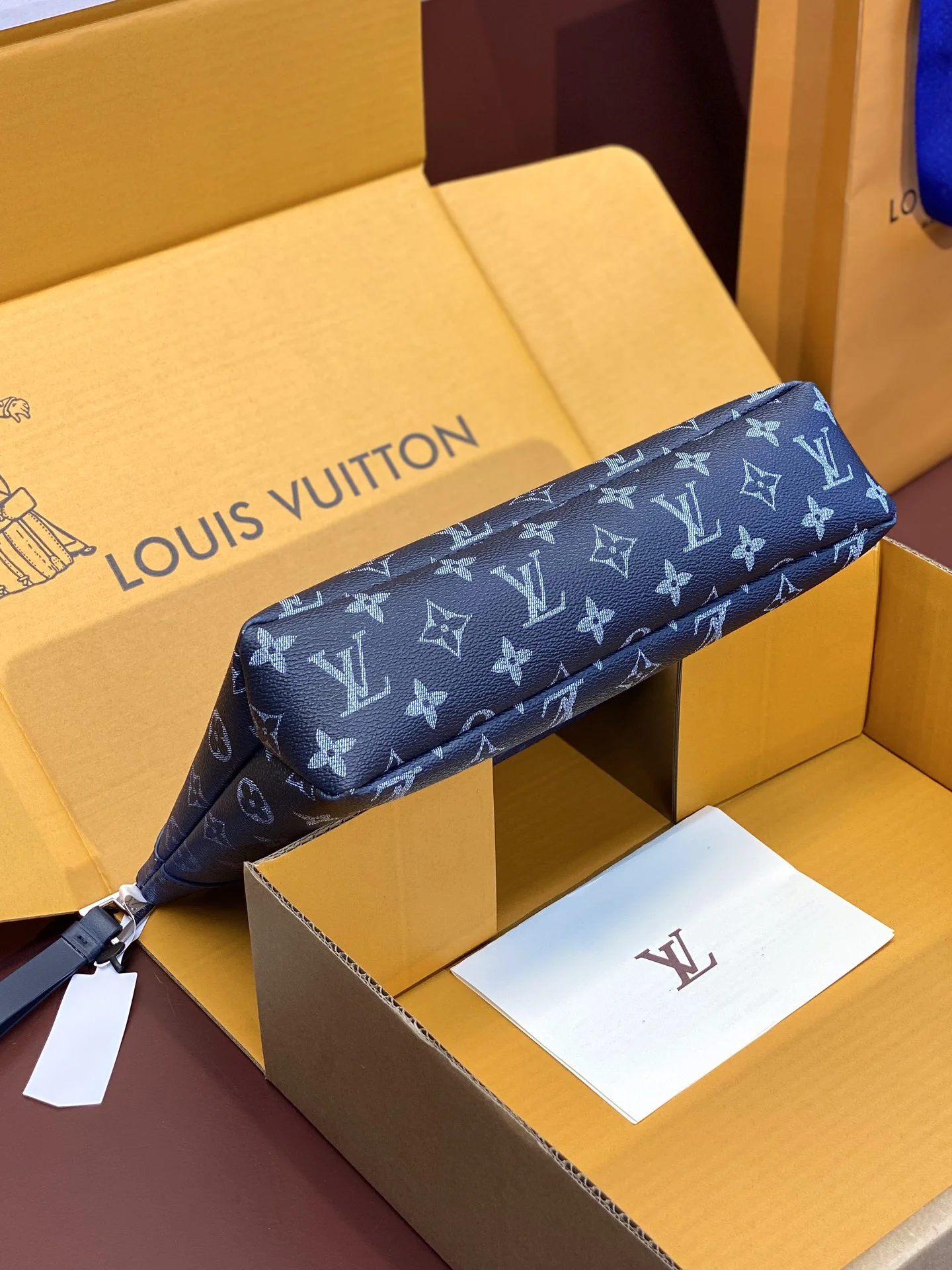 Louis Vuitton Clutch Bags RelaxedFit 56316