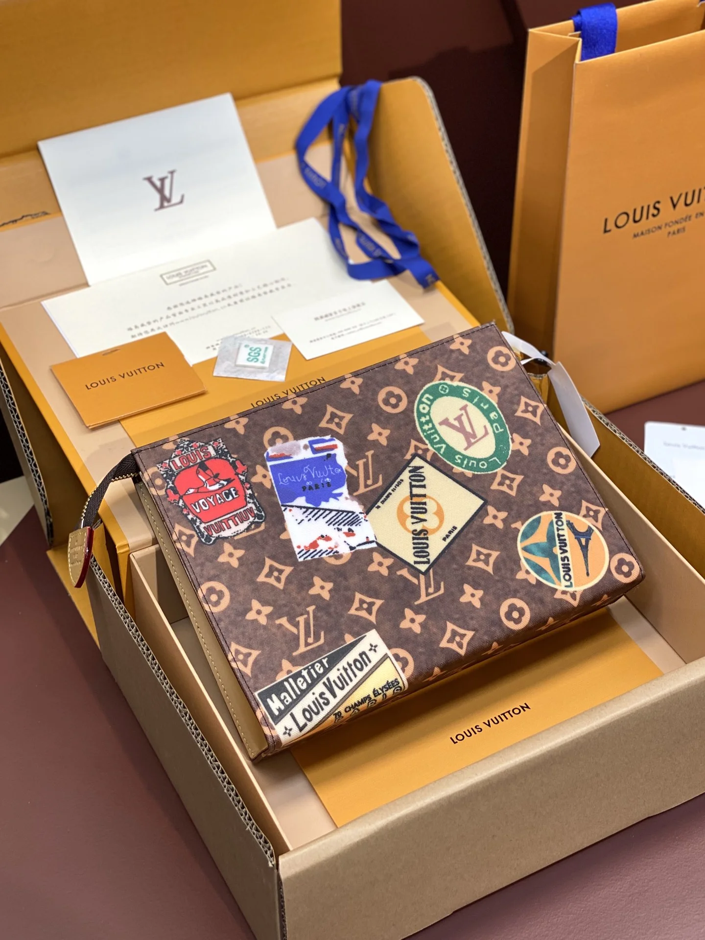 Supportive Louis Vuitton Clutch Bags 56312
