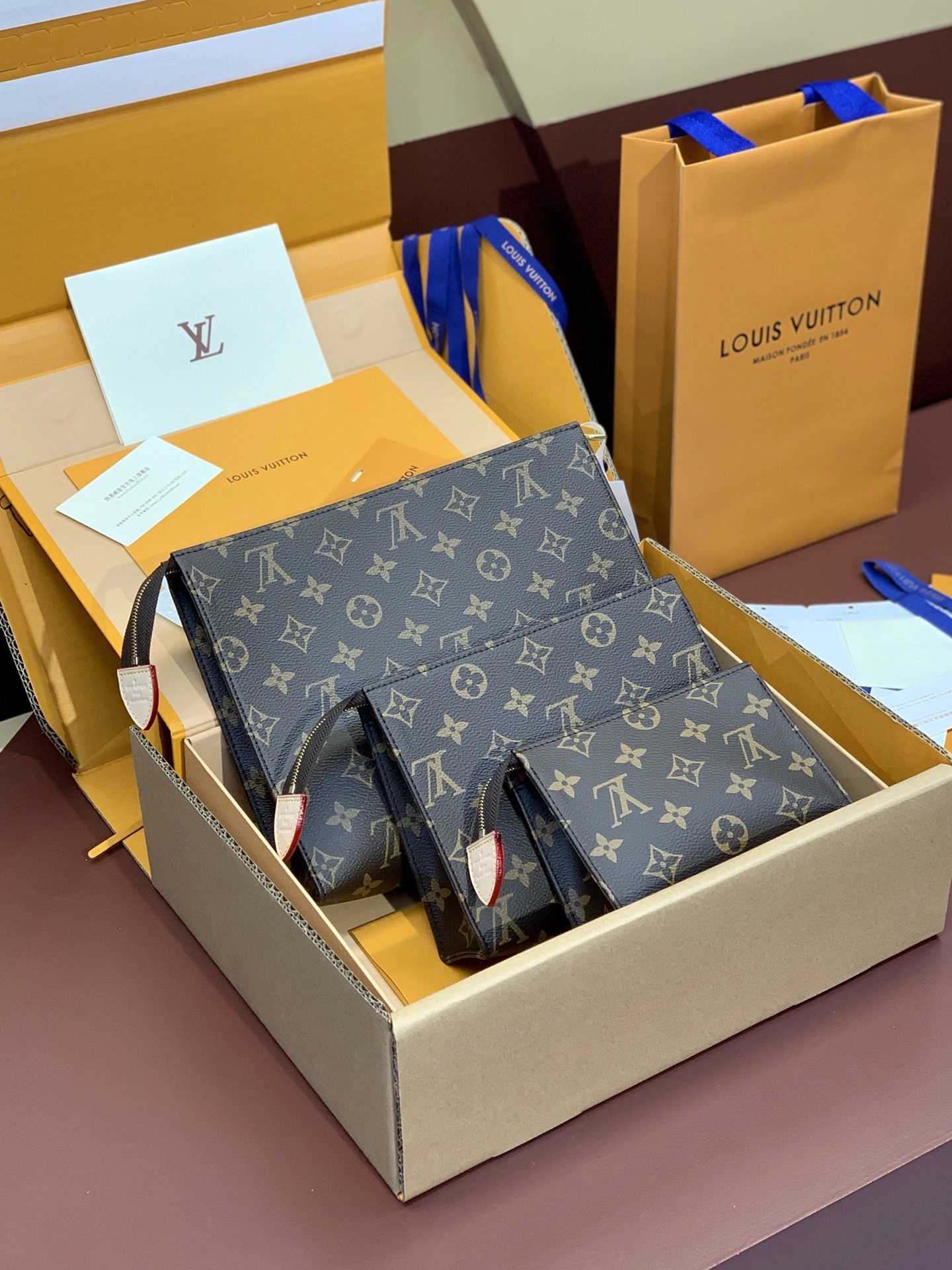 Louis Vuitton Clutch Bags Trendy 56396