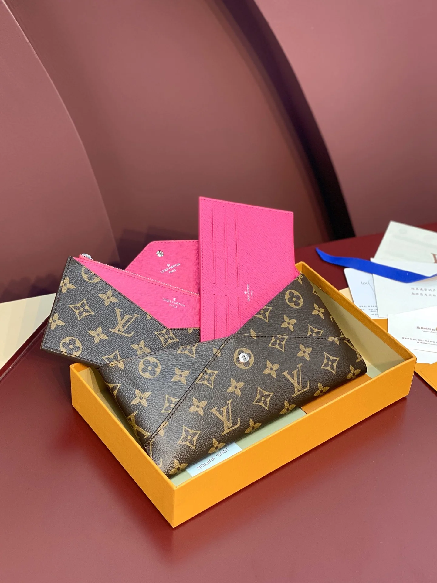 Louis Vuitton Clutch Bags Breathable 56311