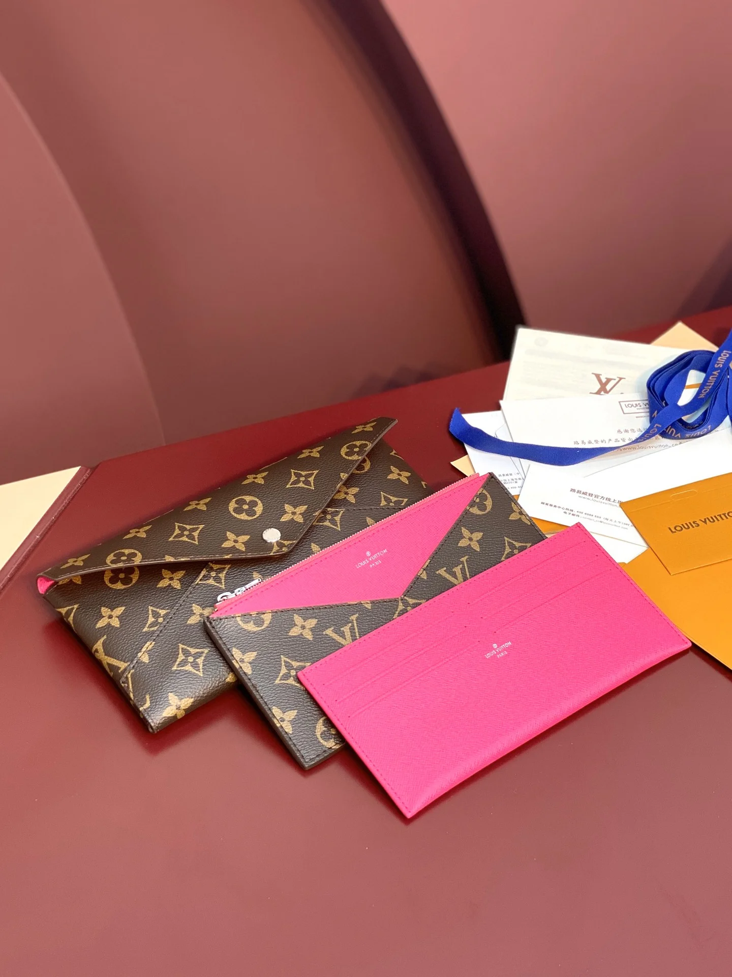 Louis Vuitton Clutch Bags Breathable 56311
