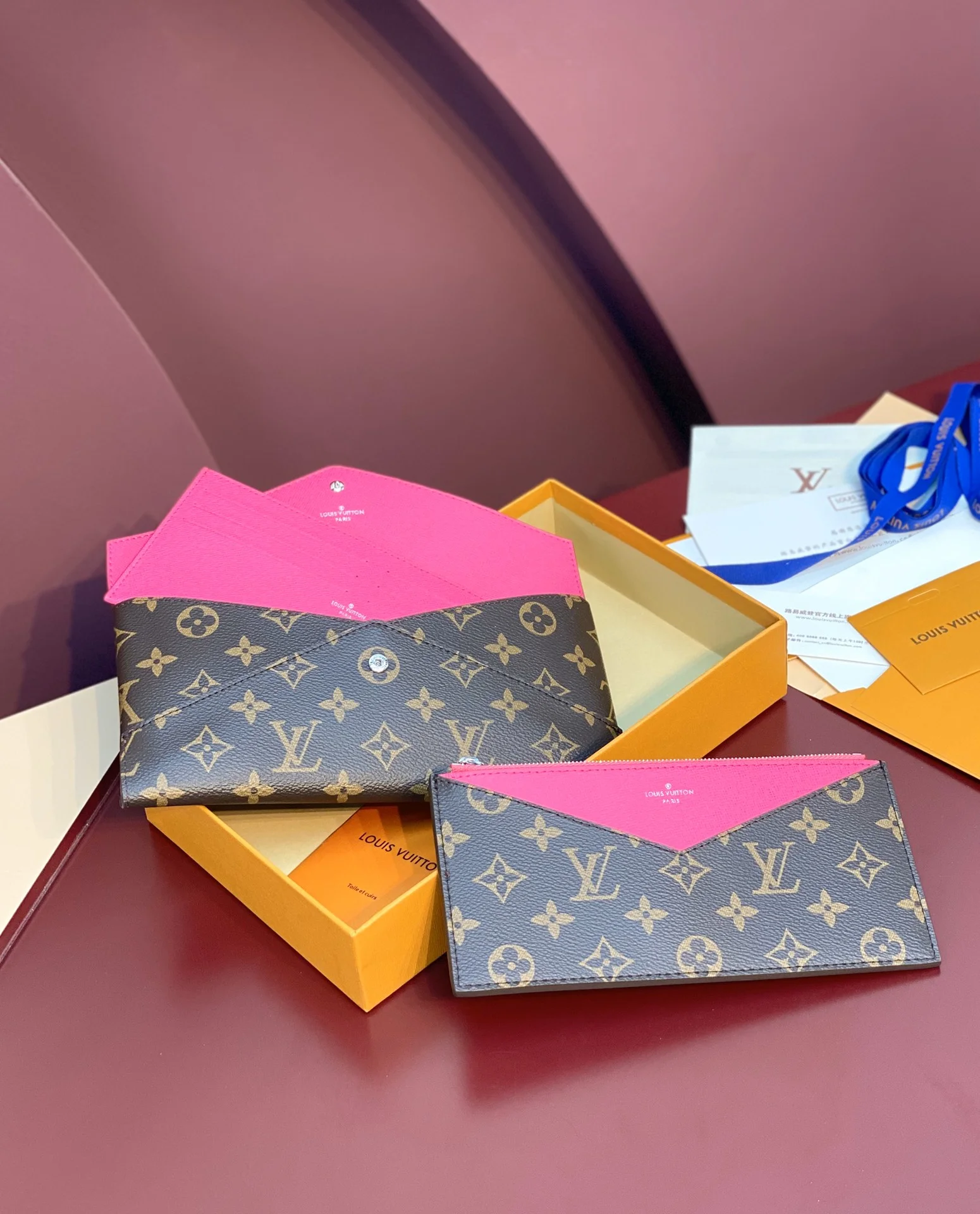 Louis Vuitton Clutch Bags Breathable 56311