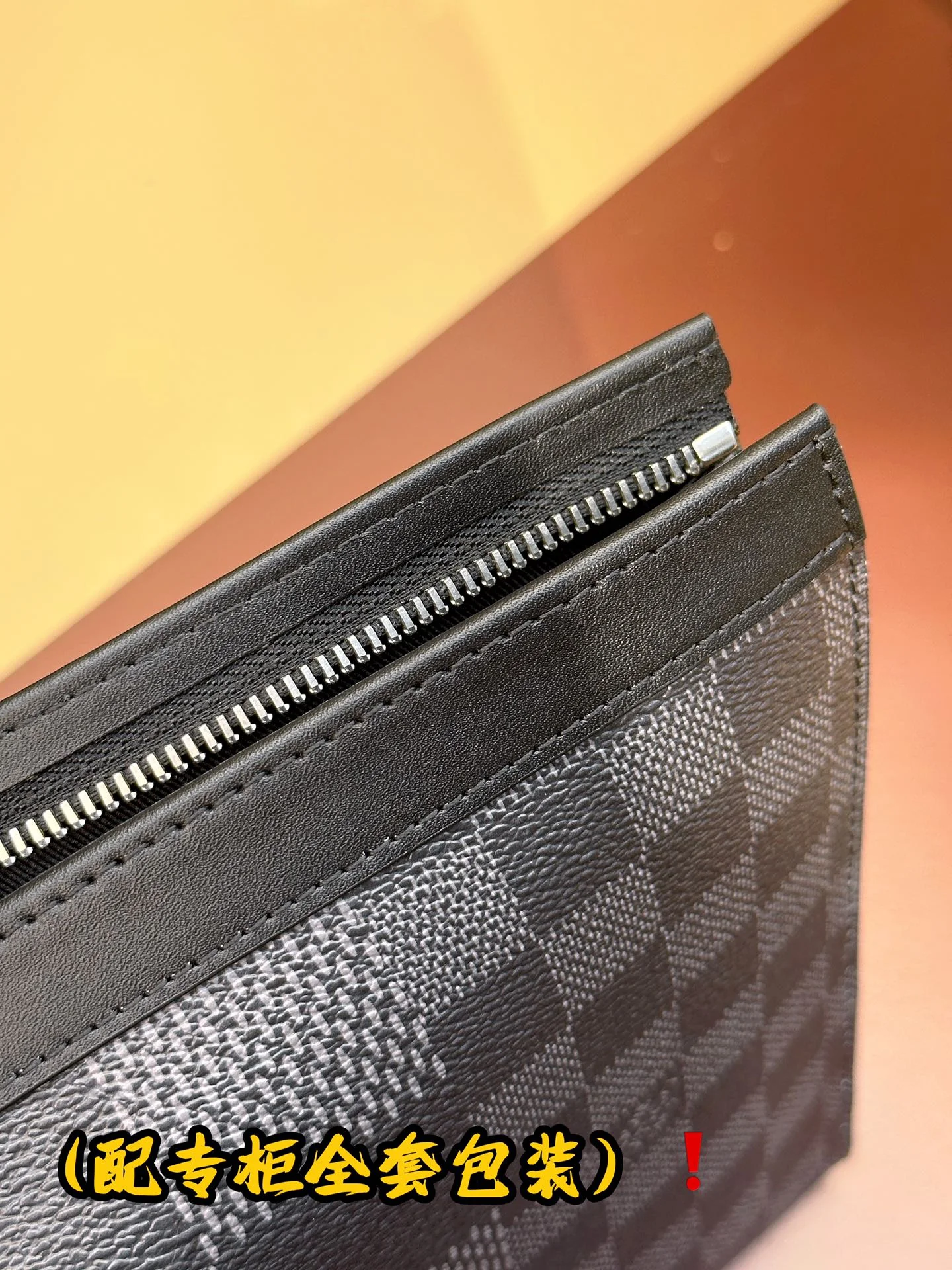 Louis Vuitton Clutch Bags Effortless 56293