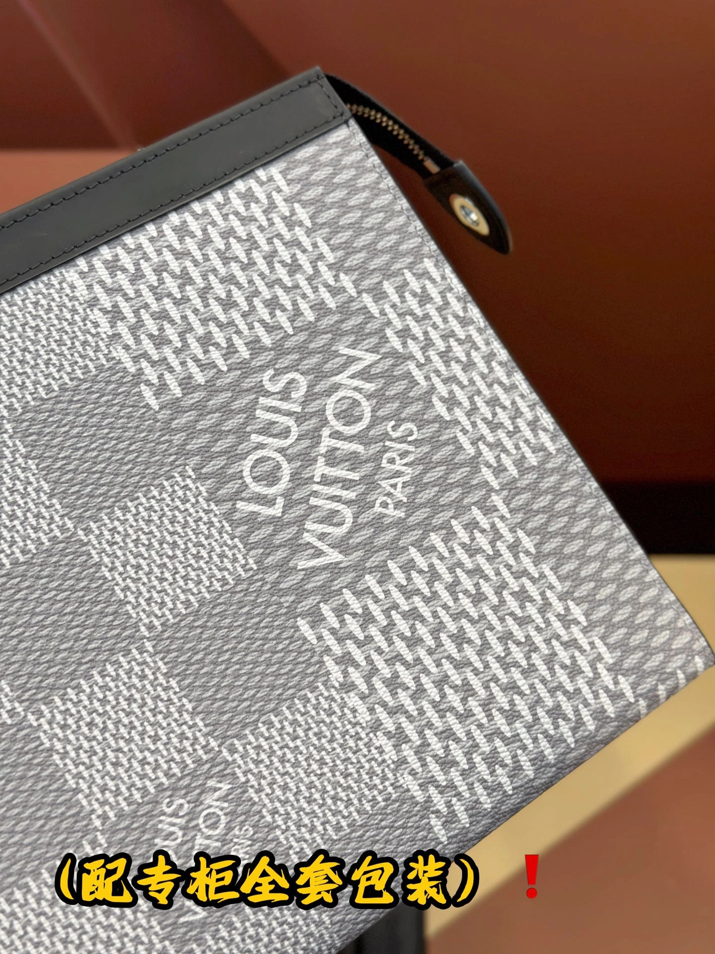 Supportive Louis Vuitton Clutch Bags 56324