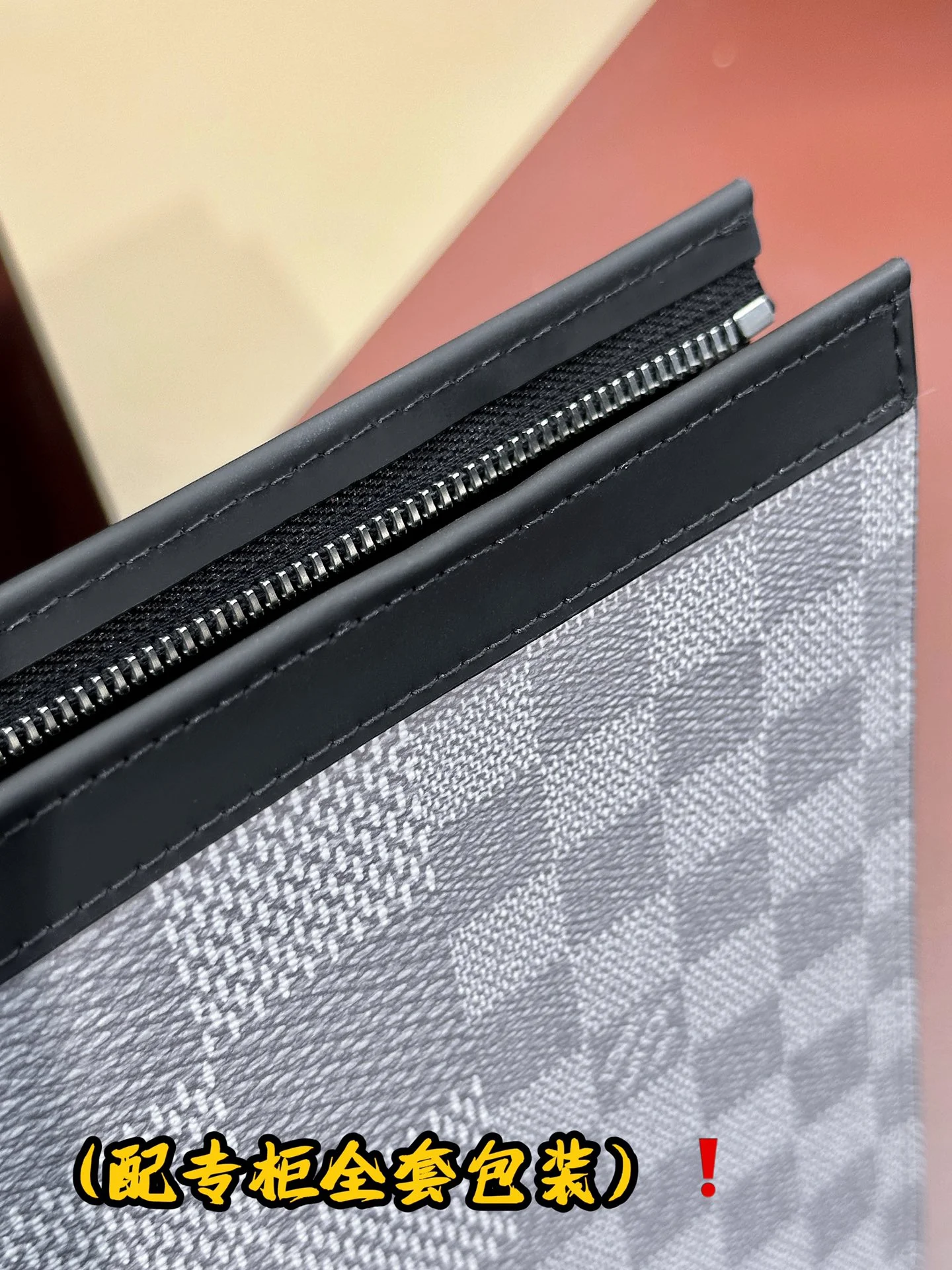 Supportive Louis Vuitton Clutch Bags 56324