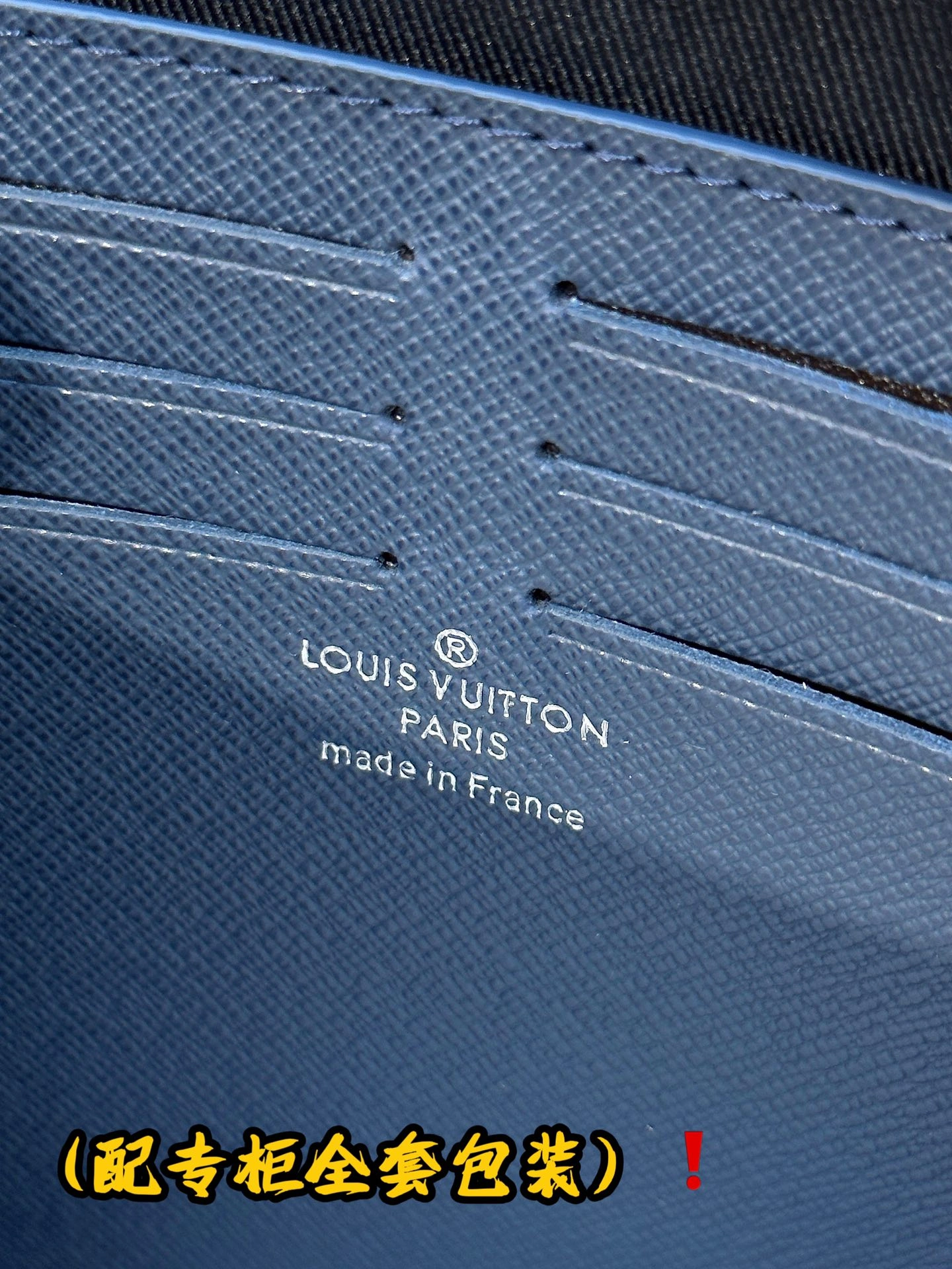 ModernLook Louis Vuitton Clutch Bags 56323