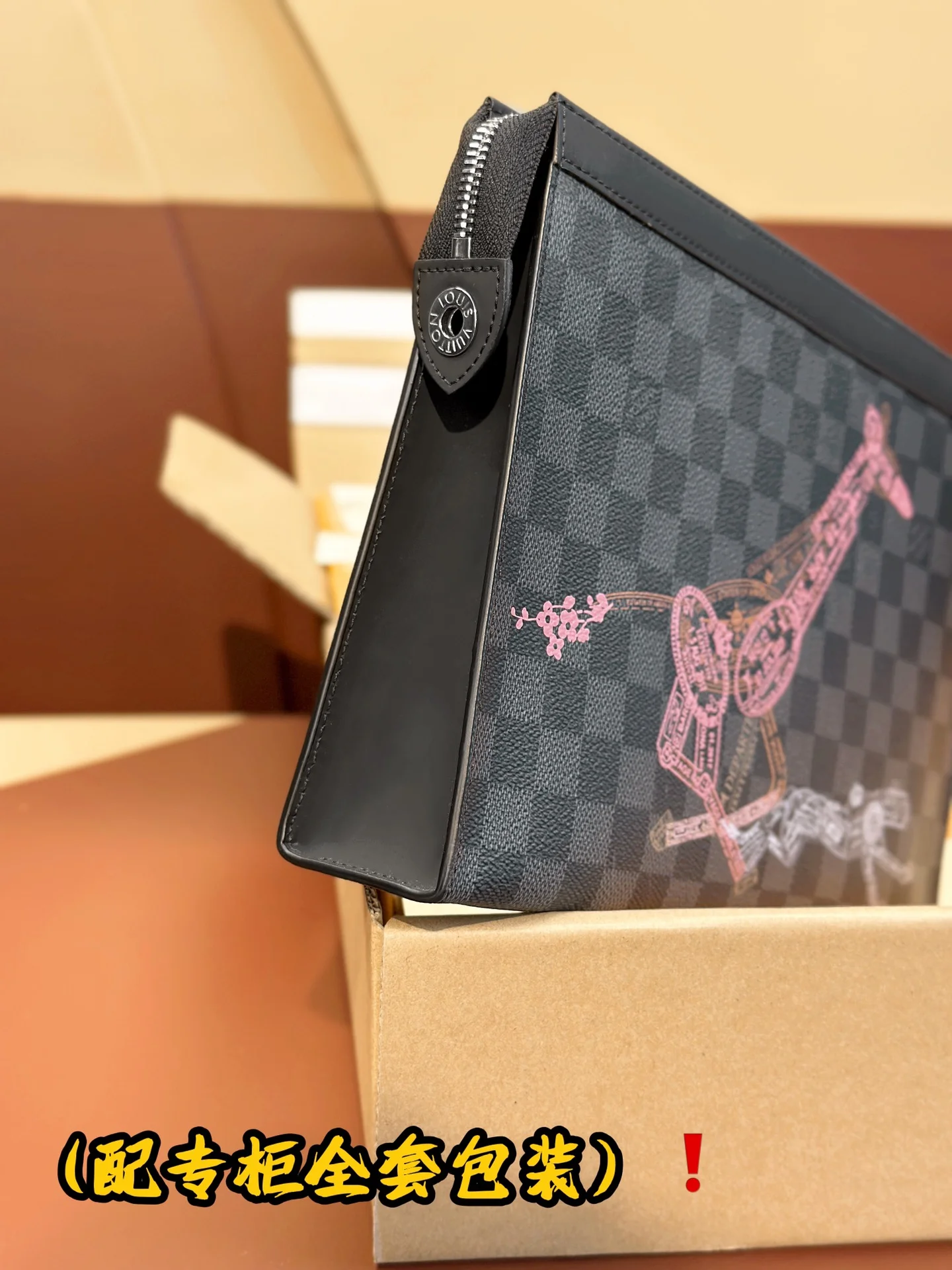 FastDry Louis Vuitton Clutch Bags 56285