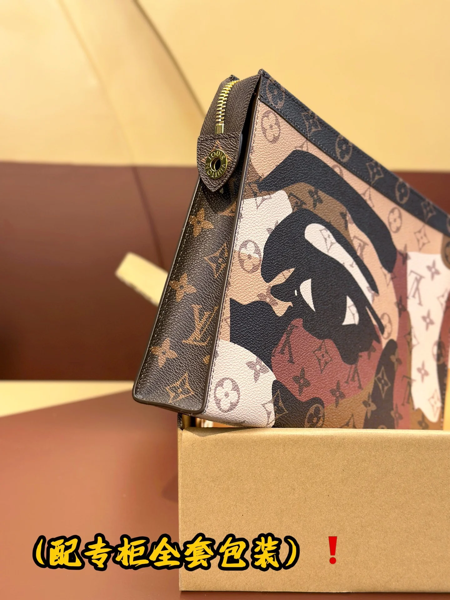 Lightweight Louis Vuitton Clutch Bags 56269
