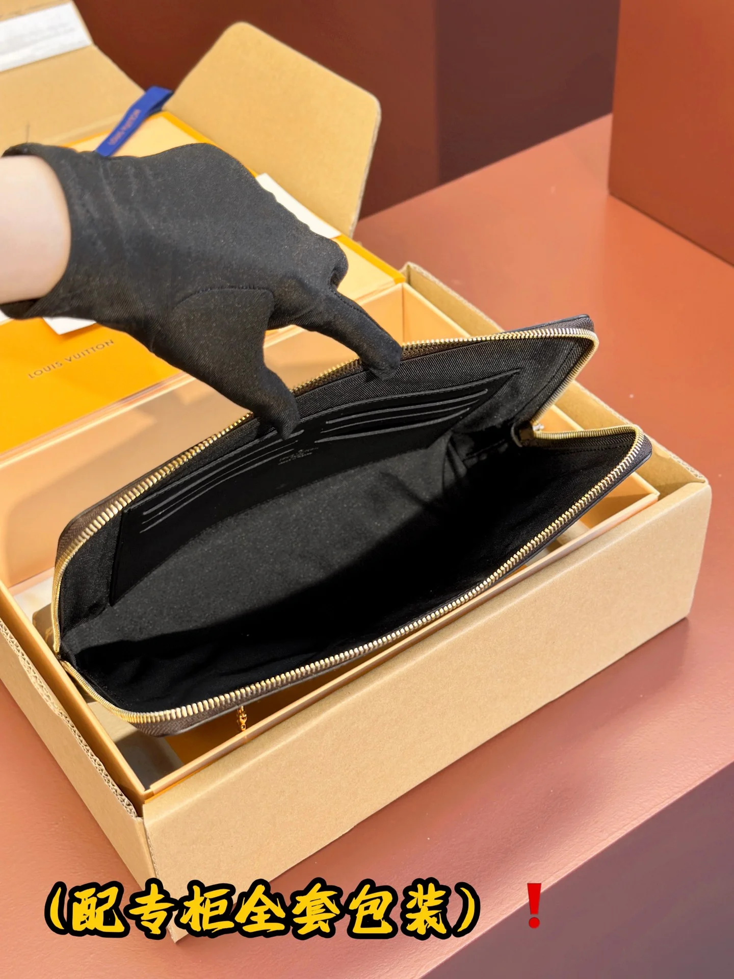 Breathable Louis Vuitton Clutch Bags 56262