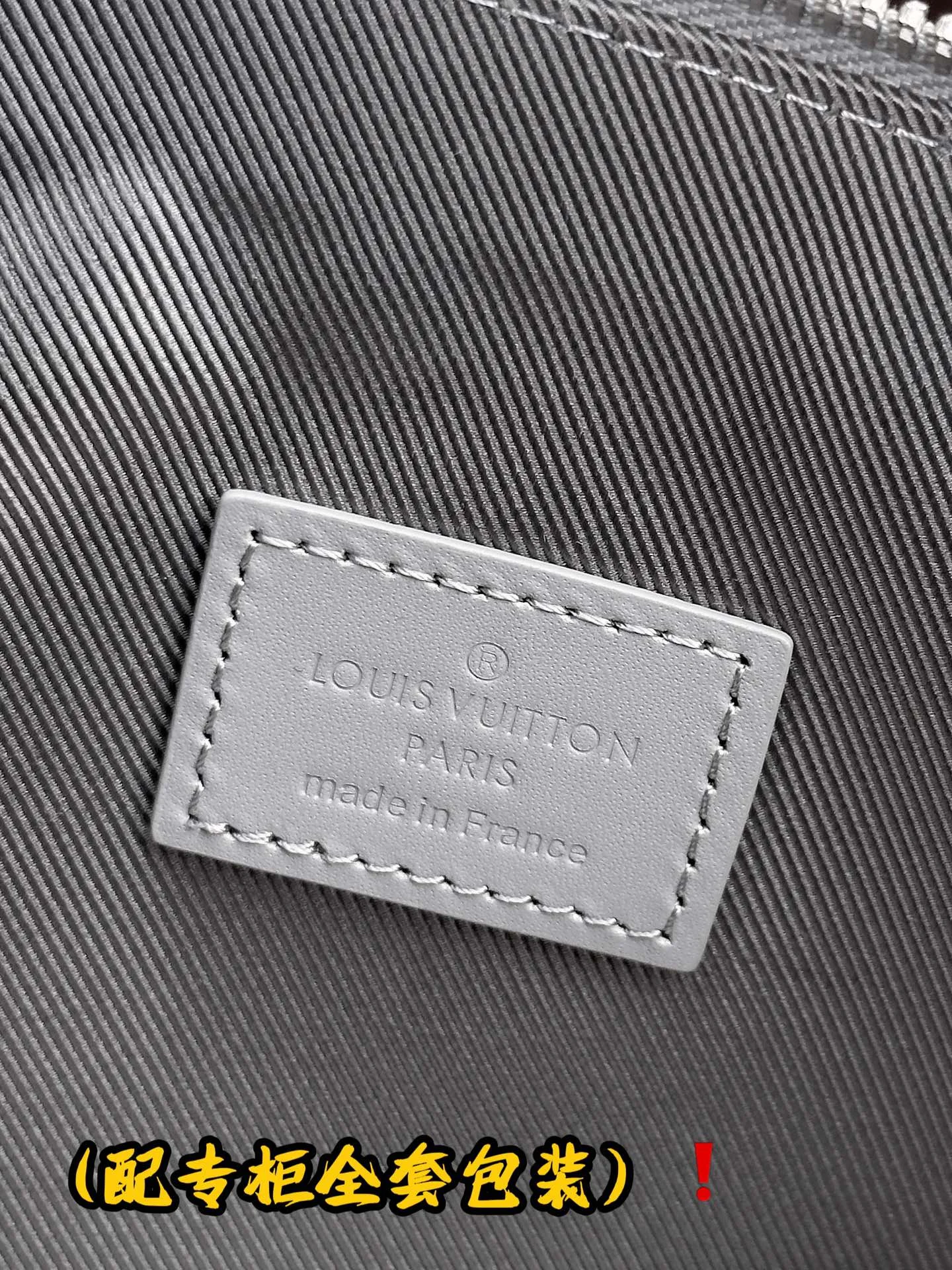 Packable Louis Vuitton Clutch Bags 56246