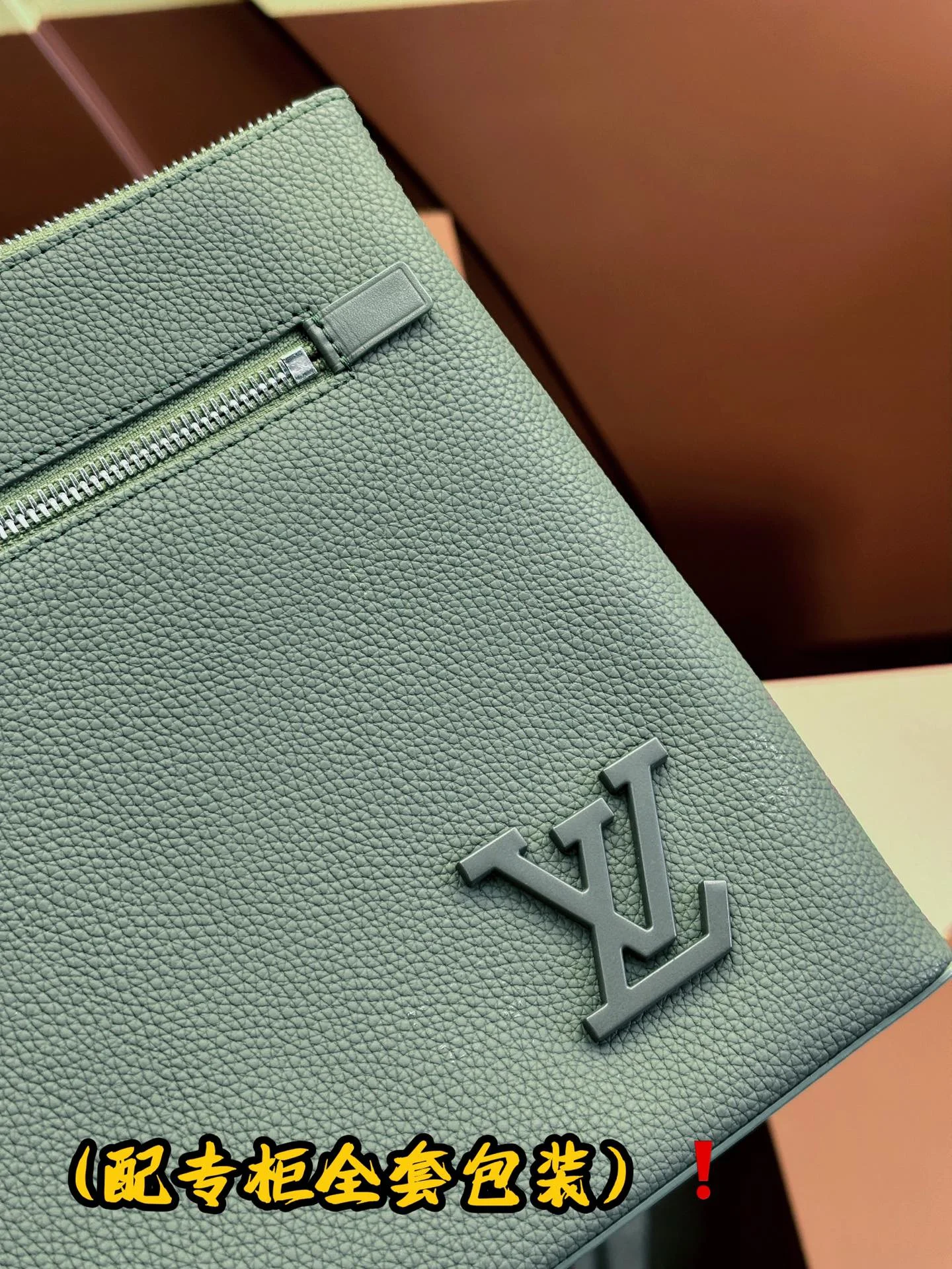 Louis Vuitton Clutch Bags Durable 56255