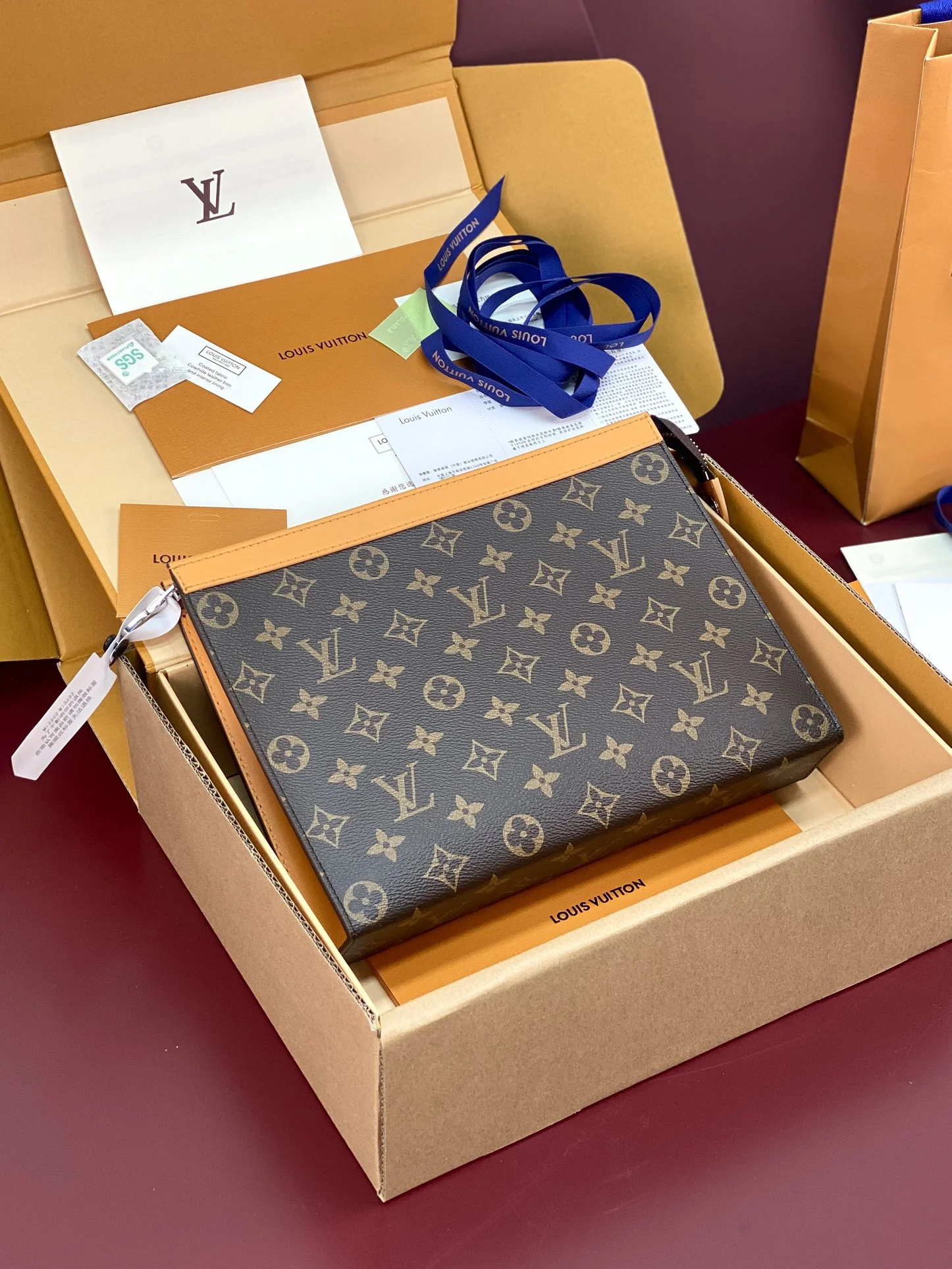 Louis Vuitton Clutch Bags Sophisticated 56251
