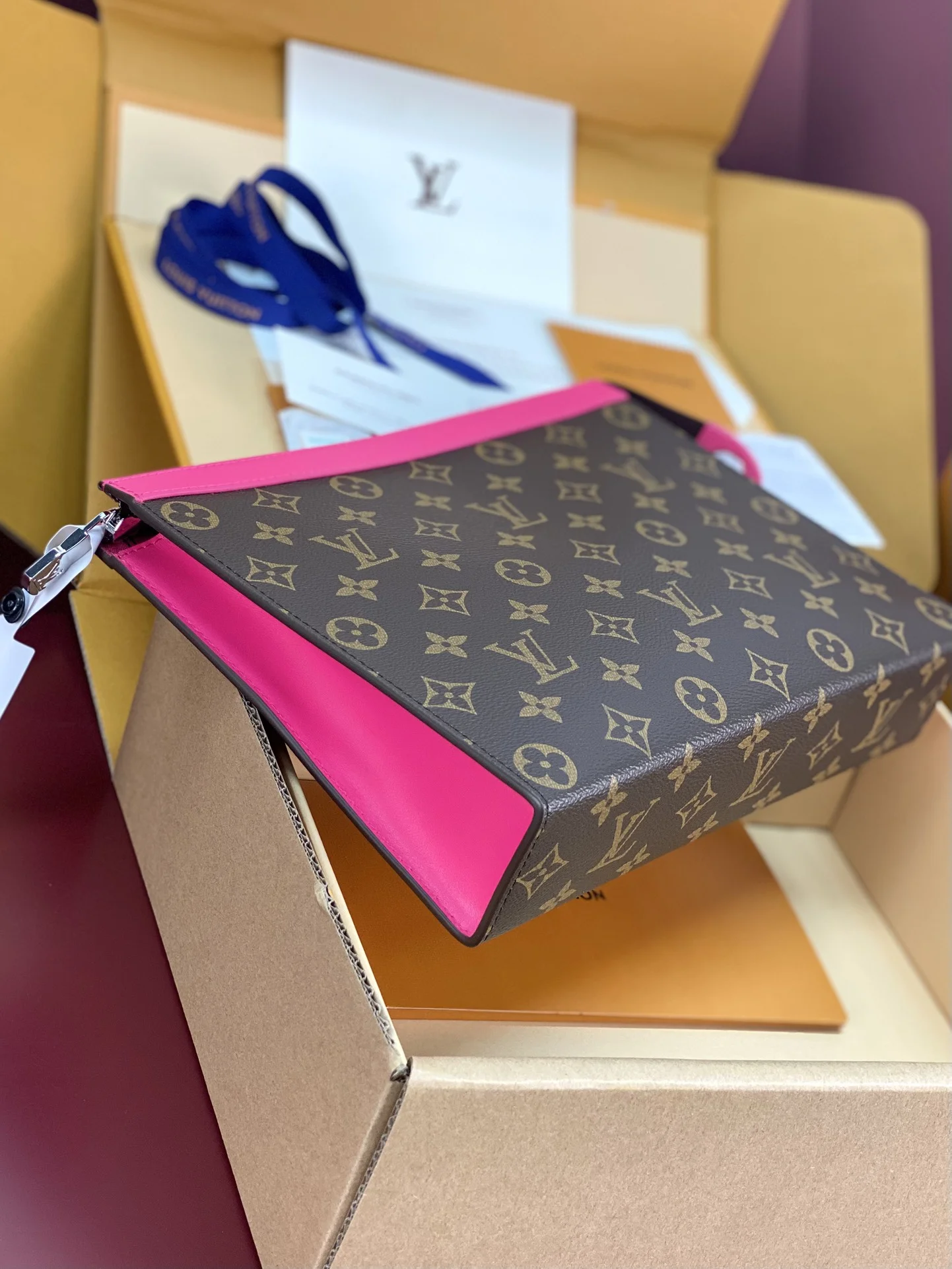 Popular Louis Vuitton Clutch Bags 56253