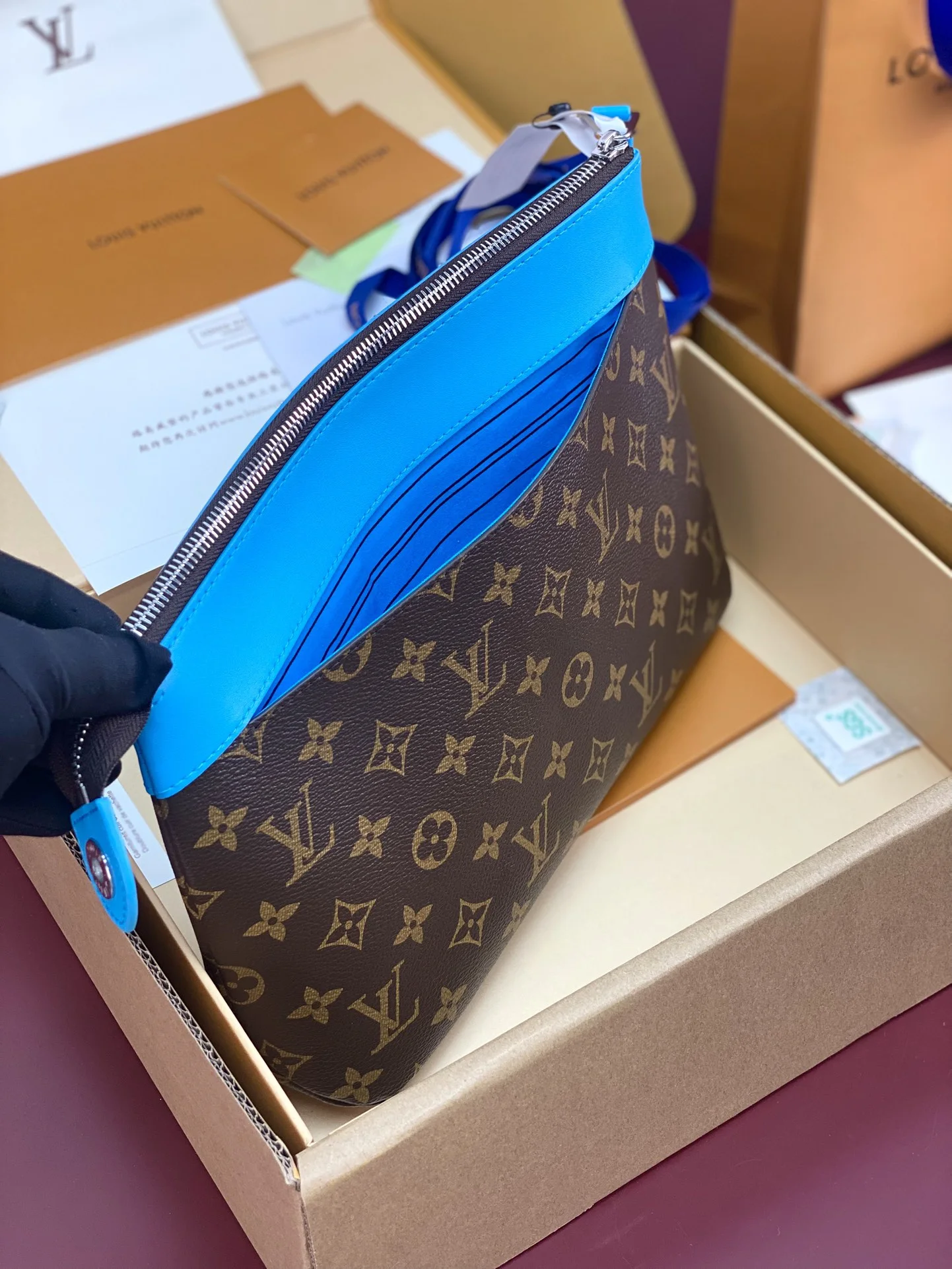 Louis Vuitton Clutch Bags Lightweight 56252