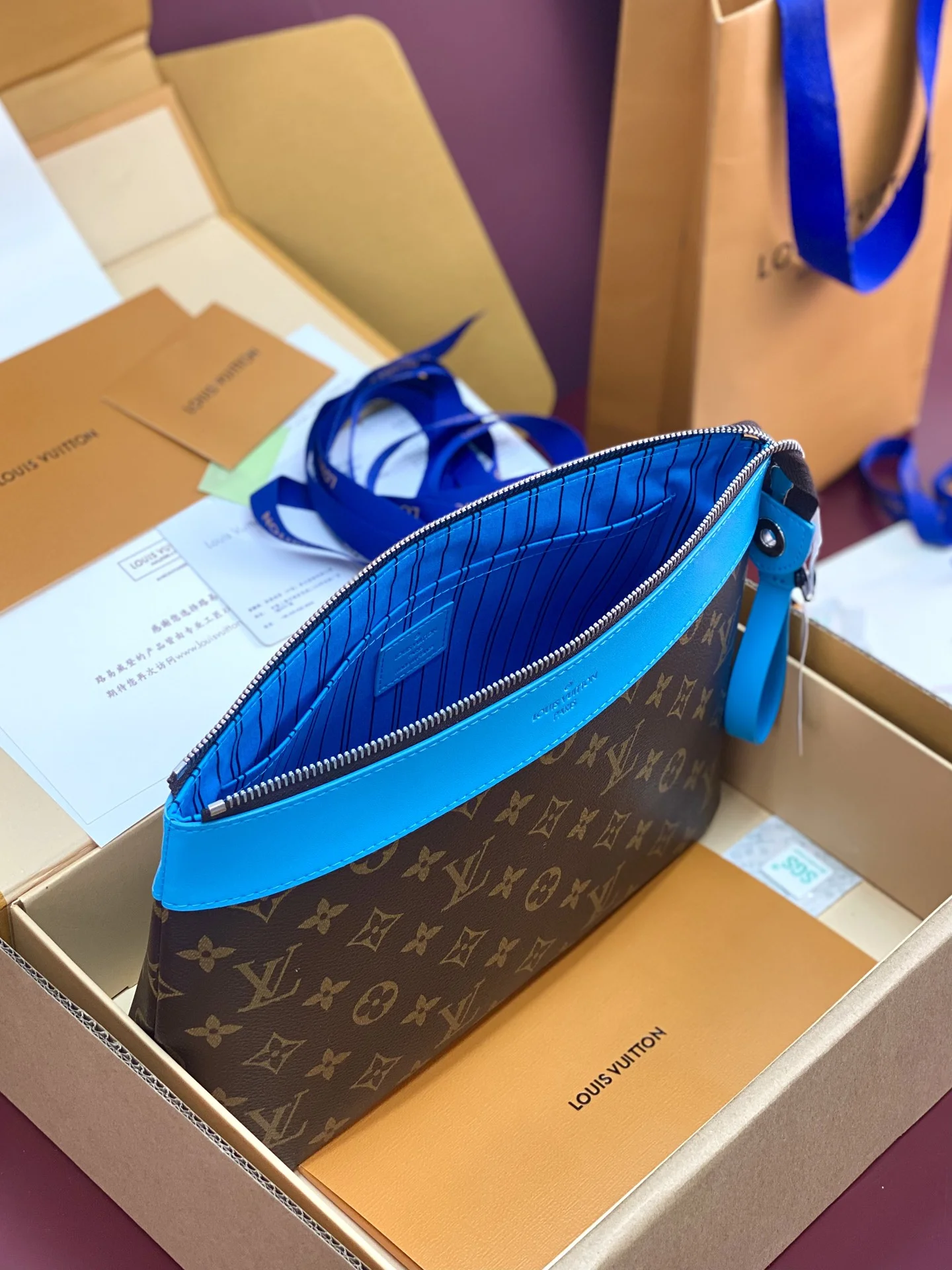Louis Vuitton Clutch Bags Lightweight 56252