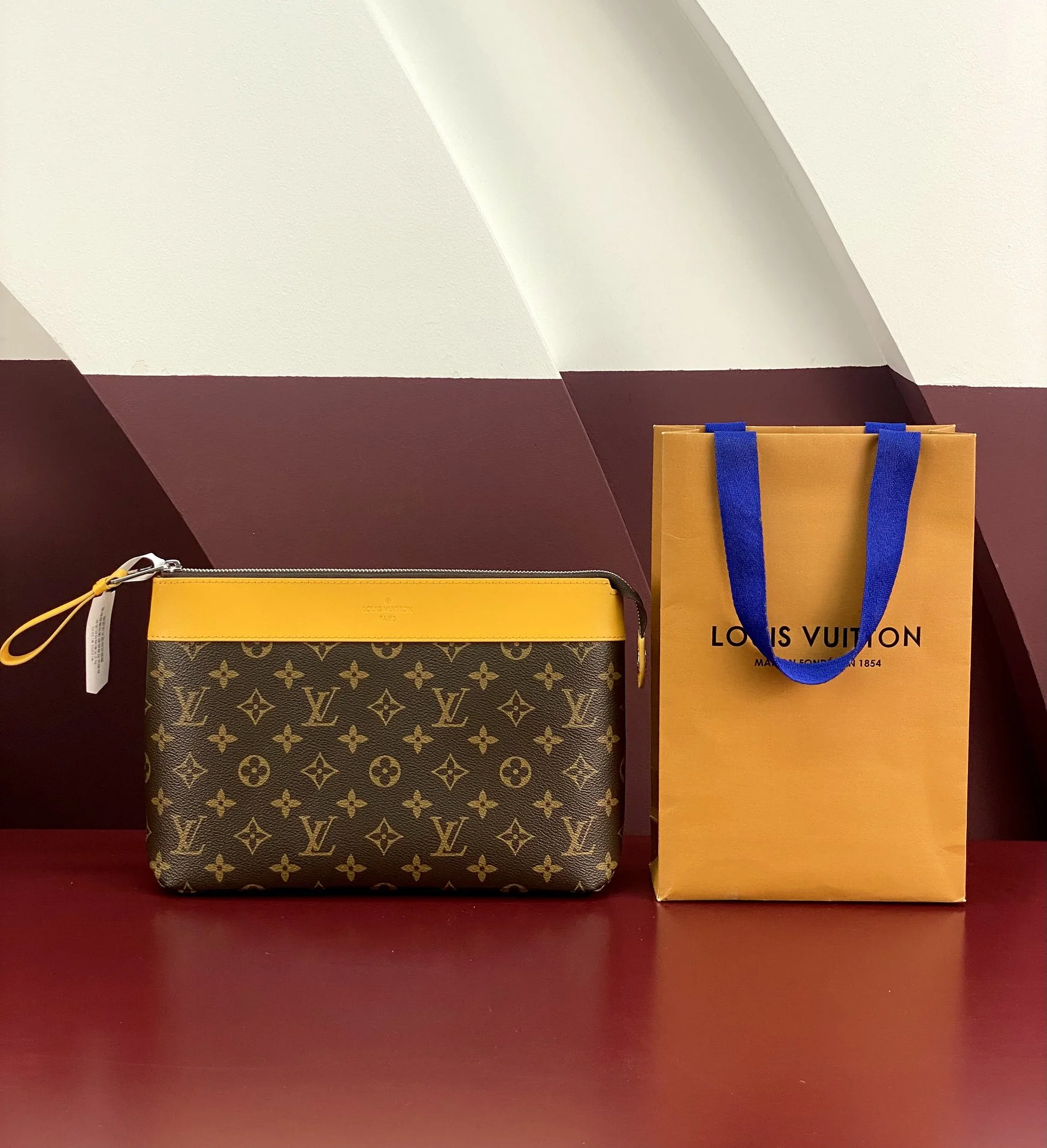 Practical Louis Vuitton Clutch Bags 56238