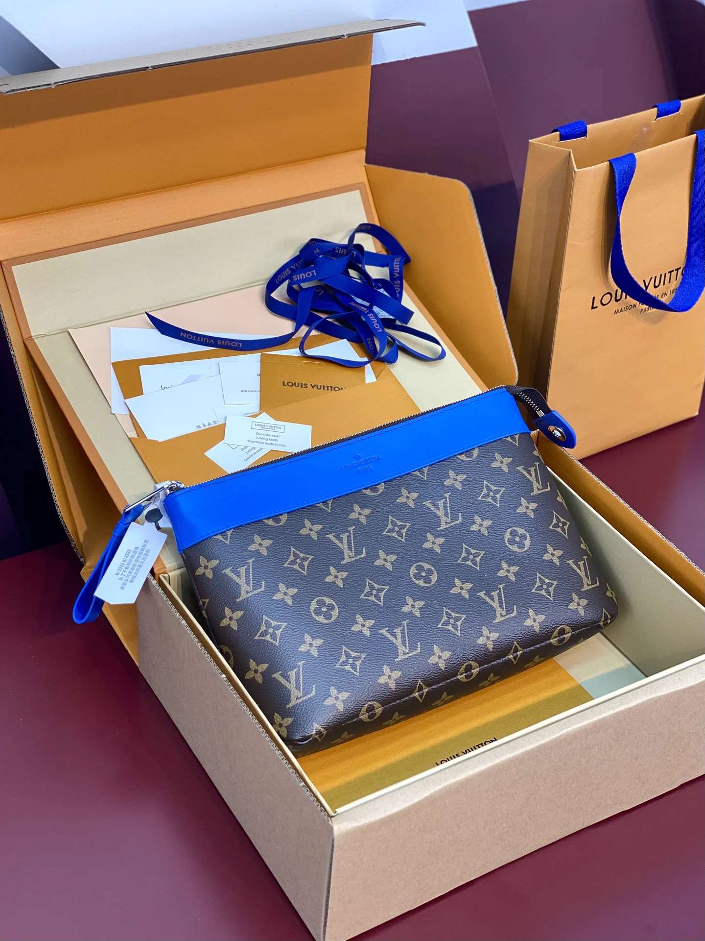 Versatile Louis Vuitton Clutch Bags 56236