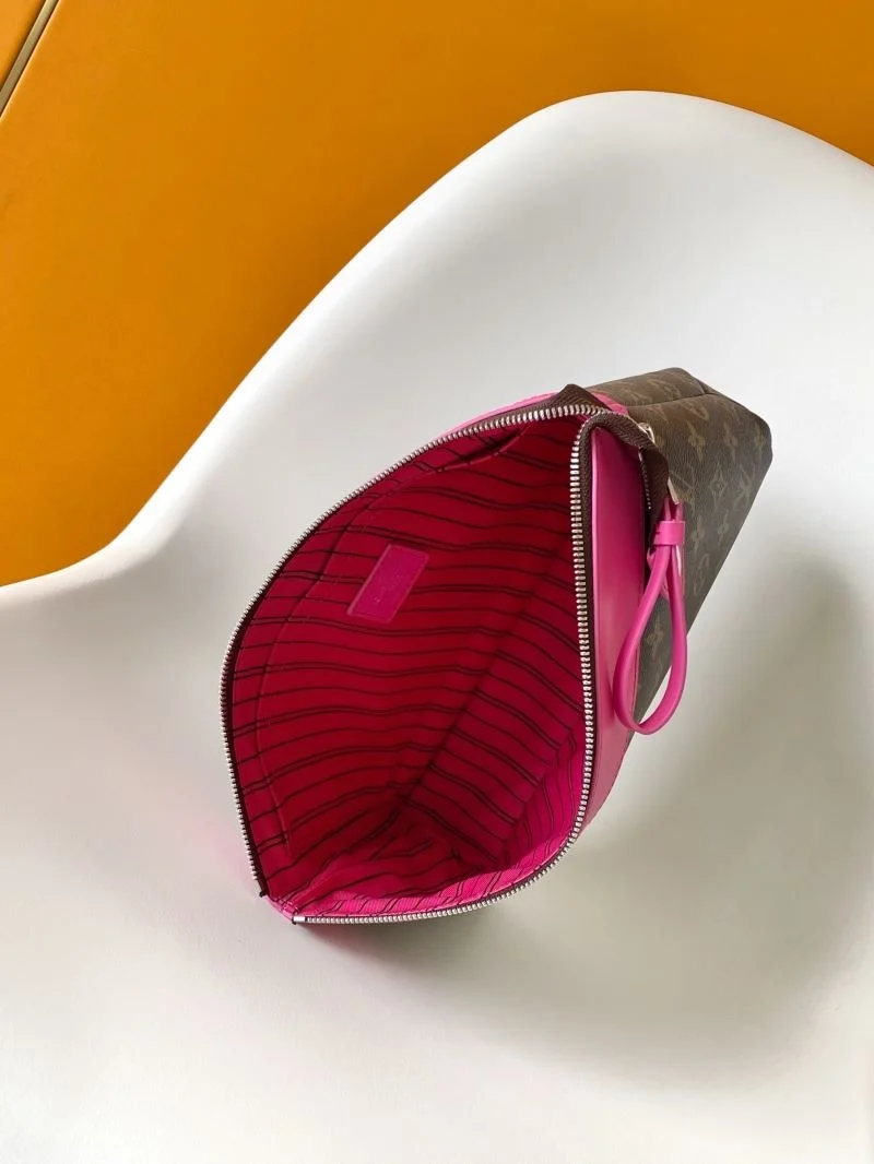 Louis Vuitton Clutch Bags Stretchable 39768