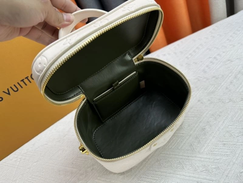 Durable Louis Vuitton Cosmetic Bags 78894