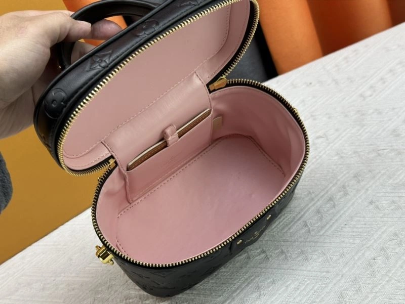 Flexible Louis Vuitton Cosmetic Bags 80484