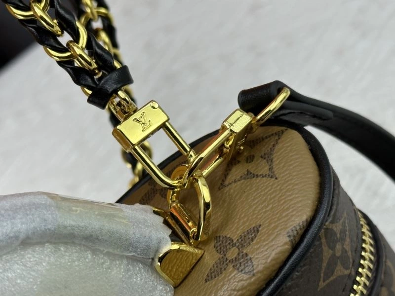 FreshLook Louis Vuitton Cosmetic Bags 78837