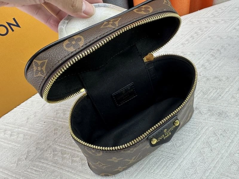 FreshLook Louis Vuitton Cosmetic Bags 78837